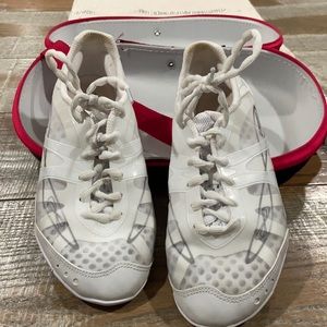 Nfinity Vengence Cheer Shoes size 8